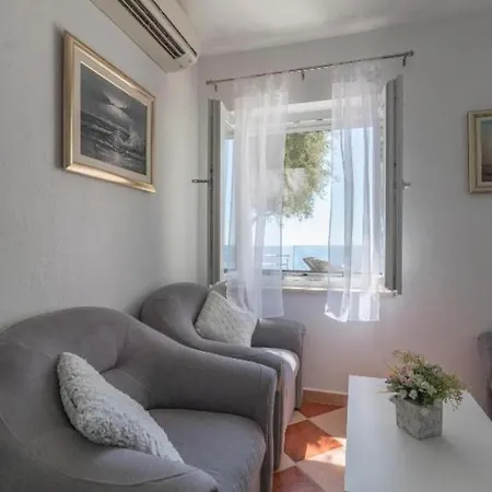 House Seaview Toma Dingac בית נופש Potomje