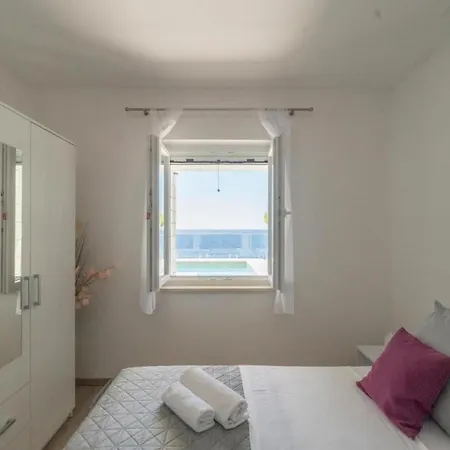 House Seaview Toma Dingac