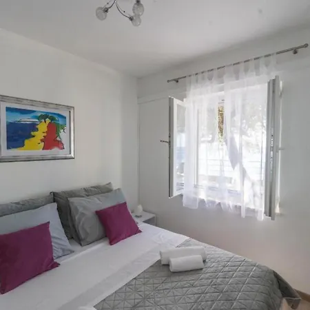House Seaview Toma Dingac Holiday home Potomje