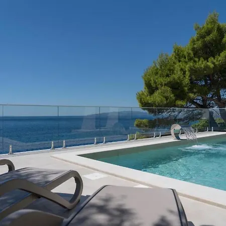 House Seaview Toma Dingac Holiday home *